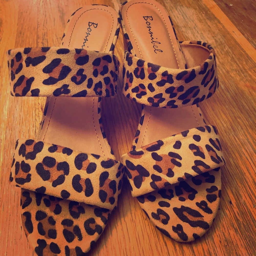 Leopard sandals